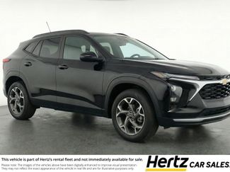 Used 2025 Chevrolet Trax LT video 1
