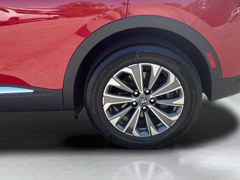 Used 2025 Buick Envision Preferred AWD/4WD image 25