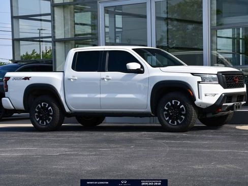 Used 2023 Nissan Frontier PRO-4X w/ Pro Convenience Package AWD/4WD image 1