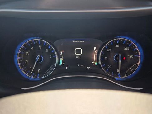 New 2026 Chrysler Pacifica Select FWD image 32