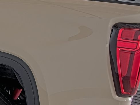 Certified 2023 GMC Sierra 1500 AT4 w/ AT4 Premium Package AWD/4WD image 10