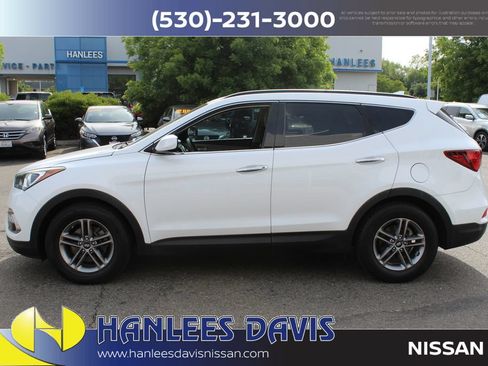 Used 2017 Hyundai Santa Fe Sport FWD image 2