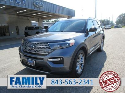Used 2023 Ford Explorer Limited w/ Limited Technology Package