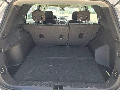 Used 2020 Chevrolet Equinox LS FWD image 13
