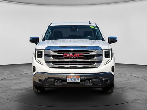 Used 2023 GMC Sierra 1500 SLE w/ X31 Off-Road Package AWD/4WD image 2