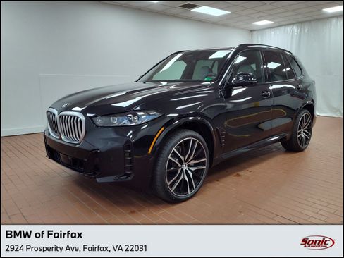 Used 2026 BMW X5 xDrive40i w/ M Sport Package AWD/4WD image 1