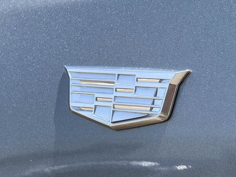 Certified 2024 Cadillac XT4 Premium Luxury AWD/4WD image 31