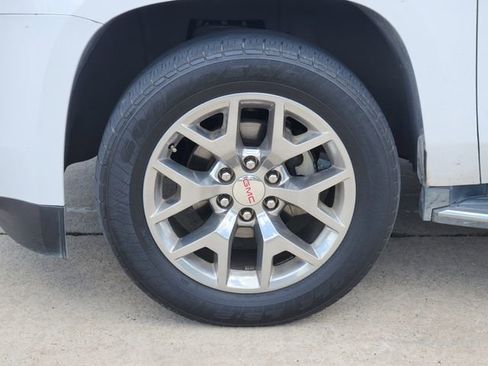 Used 2016 GMC Yukon SLT w/ Open Road Package RWD image 10