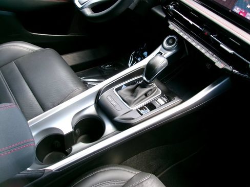 Certified 2025 Dodge Hornet GT w/ GT Plus Package AWD/4WD image 15