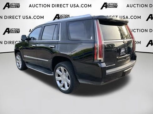Used 2016 Cadillac Escalade Luxury AWD/4WD image 20