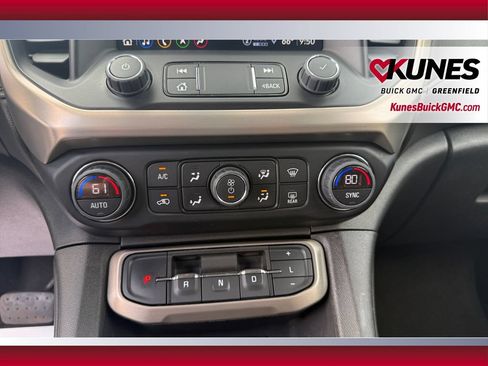 Used 2023 GMC Acadia Denali FWD image 27