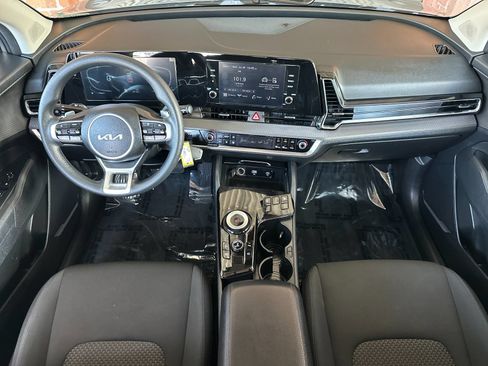 Certified 2023 Kia Sportage LX AWD/4WD image 18