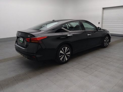 Used 2020 Nissan Altima 2.5 SV FWD image 10