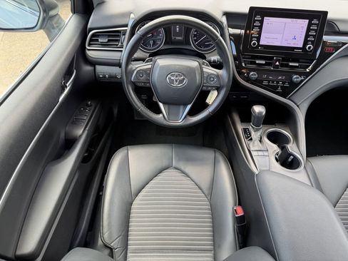 Used 2024 Toyota Camry SE FWD image 14