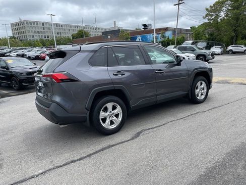 Used 2021 Toyota RAV4 XLE w/ Convenience Package AWD/4WD image 8