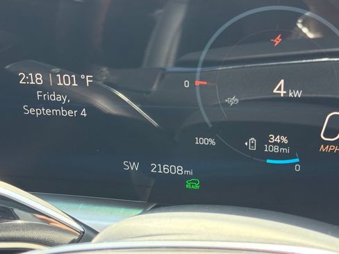 Used 2024 Cadillac Lyriq Luxury RWD image 26
