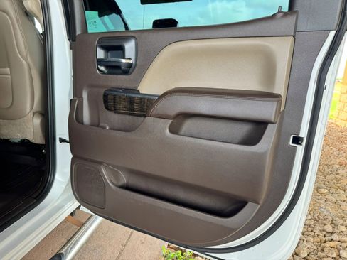 Used 2015 GMC Sierra 3500 Denali w/ Duramax Plus Package image 28