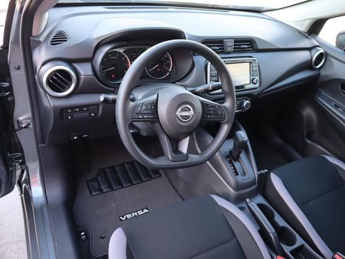 Used 2025 Nissan Versa S w/ Trunk Package image 15