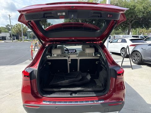 Used 2025 Mercedes-Benz GLA 250 image 28