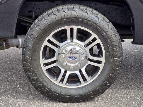 Used 2015 Ford F250 Platinum image 23