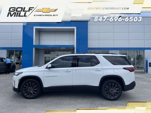 Certified 2023 Chevrolet Traverse RS FWD image 8