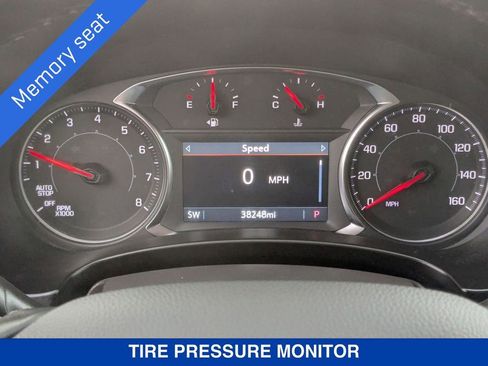 Certified 2024 GMC Terrain SLT image 22