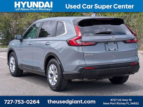 Used 2026 Honda CR-V LX image 3