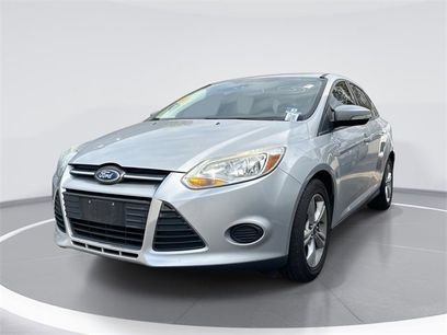 Used 2013 Ford Focus SE w/ SE Winter Pkg
