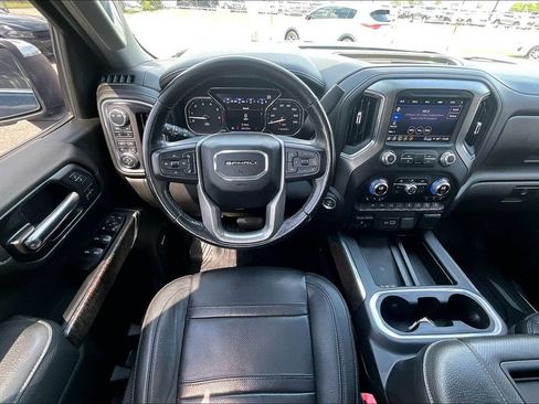 Used 2022 GMC Sierra 1500 Denali w/ Denali Reserve Package AWD/4WD image 7