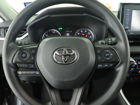 Used 2022 Toyota RAV4 XLE w/ Convenience Package image 15