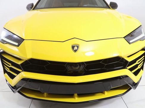 Used 2019 Lamborghini Urus image 71