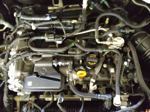 Used 2020 Ford Escape SEL FWD image 30