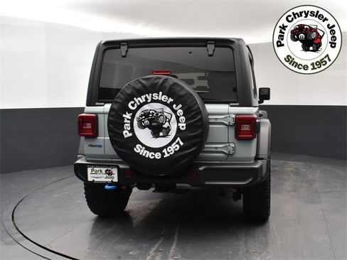 Used 2023 Jeep Wrangler Unlimited Rubicon 4xe image 5