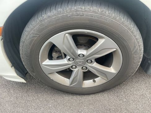 Used 2019 Honda Odyssey EX image 16