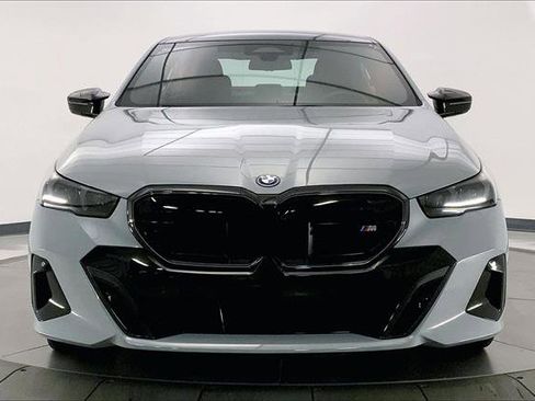 Certified 2024 BMW i5 M60 w/ Premium Package image 2