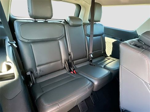 Used 2025 Ford Expedition Max Active image 28