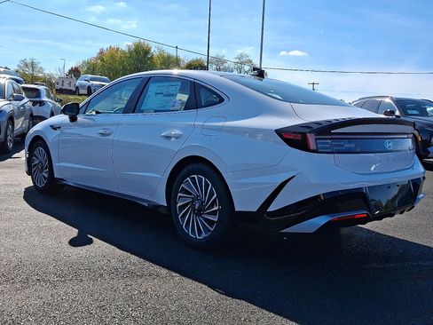 New 2026 Hyundai Sonata SEL FWD image 3
