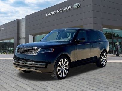 New 2025 Land Rover Range Rover Long Wheelbase SE