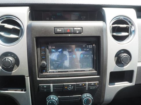 Used 2014 Ford F150 XLT AWD/4WD image 25