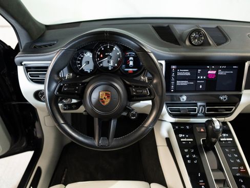 Certified 2023 Porsche Macan GTS AWD/4WD image 28
