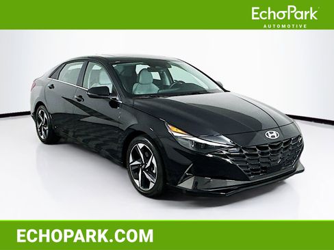 Used 2023 Hyundai Elantra Limited image 1