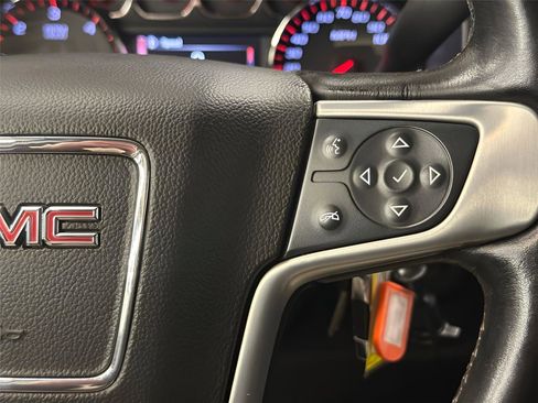 Used 2015 GMC Sierra 2500 SLT w/ Driver Alert Package image 20
