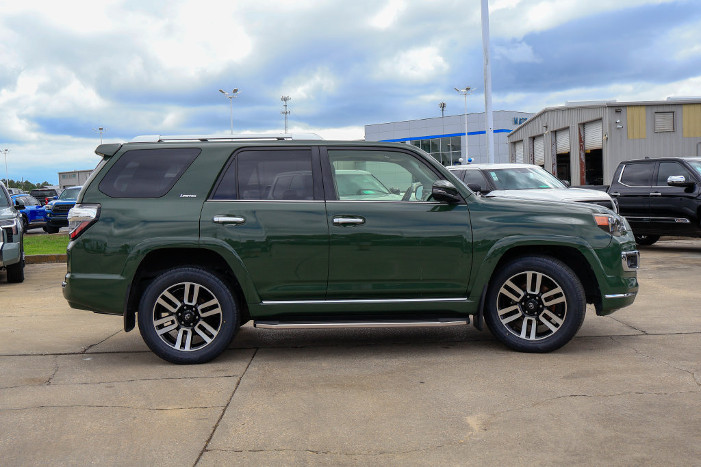 Used 2022 Toyota 4Runner Limited RWD image 24