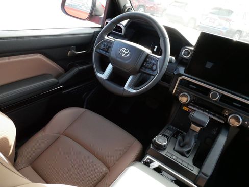 Certified 2026 Toyota 4Runner Limited image 9