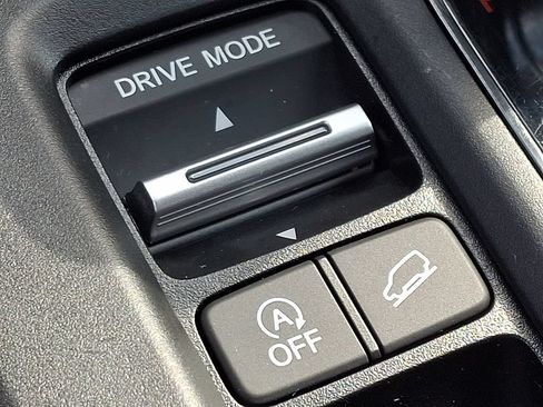 Used 2024 Honda CR-V LX image 25