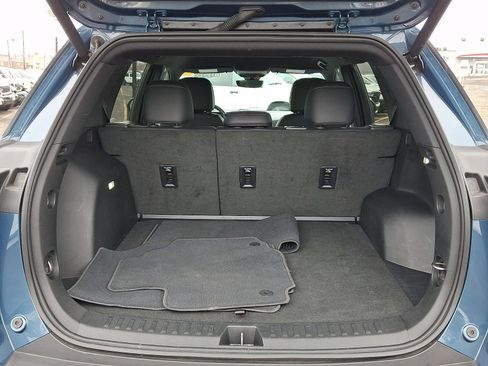 Used 2025 Chevrolet Equinox LT w/ Convenience Package II image 28