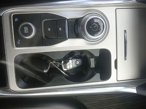 Certified 2022 Ford Explorer XLT w/ Equipment Group 202A AWD/4WD image 13