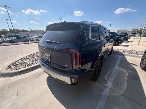 Certified 2024 Kia Telluride SX Prestige AWD/4WD image 3