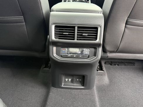New 2026 Volkswagen Atlas SE AWD/4WD image 9