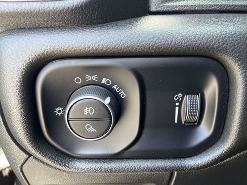 Used 2022 RAM 1500 Big Horn image 22